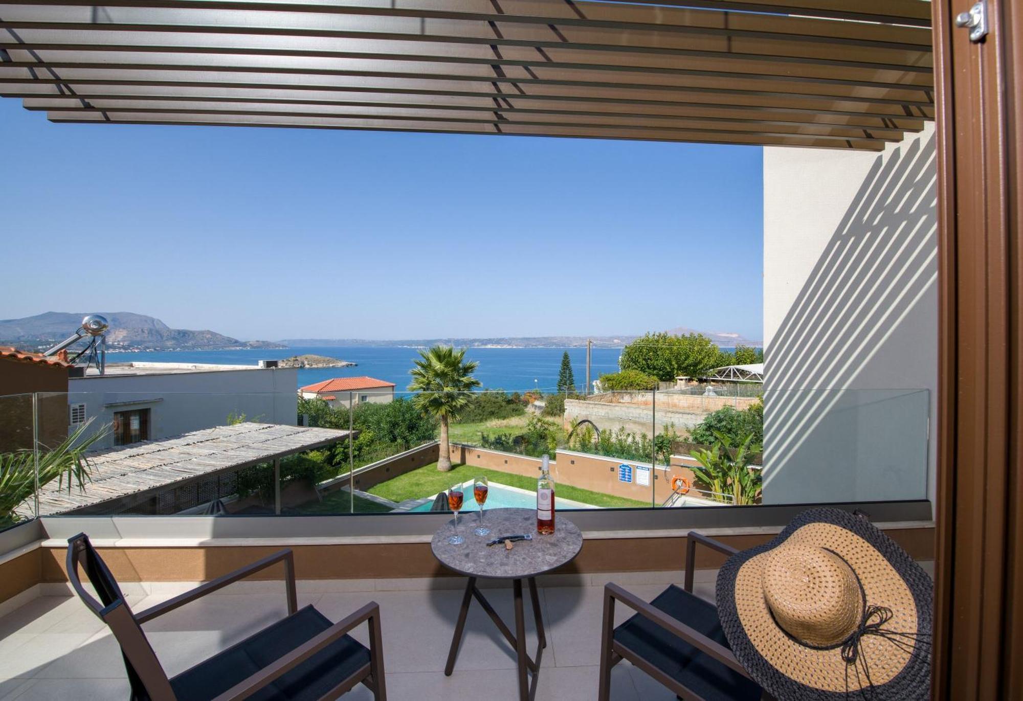 Almi-Cove Hilltop Villas 阿尔米里达 外观 照片