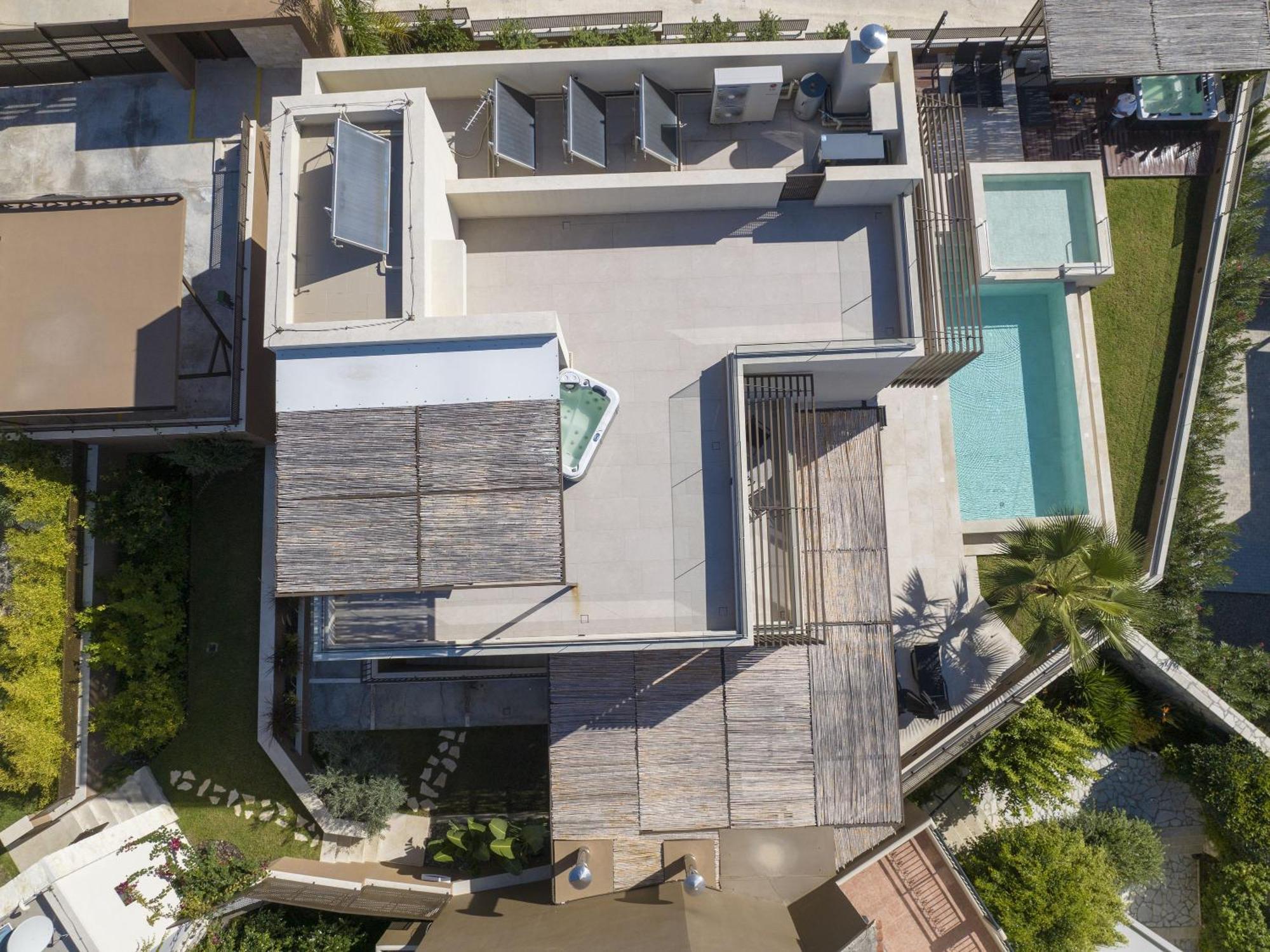 Almi-Cove Hilltop Villas 阿尔米里达 外观 照片